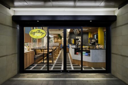 Eggs ‘n Things Coffee 新浦安